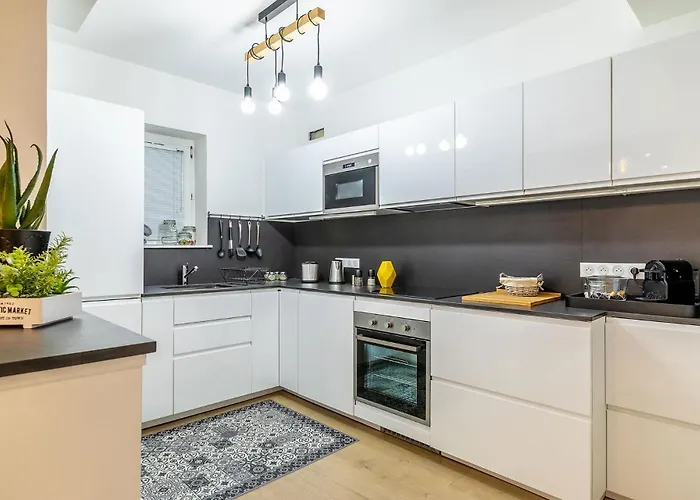 Au Bon Coin 比亚里茨