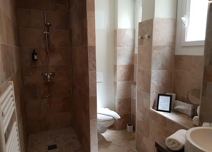 Au Bon Coin 酒店 3*