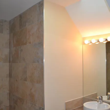 Au Bon Coin Отель 3*